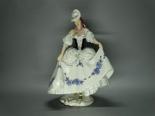 Vintage Village Lady Porcelain Figurine Original Royal Dux CZECH REPUBLIC 20th Art Statue Dec #Rr22