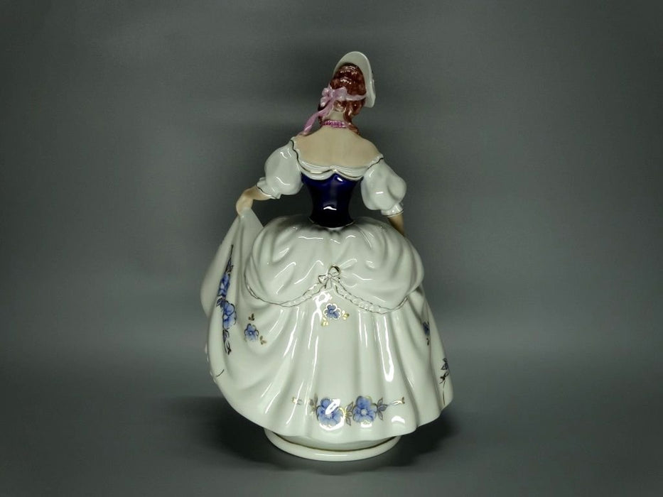 Vintage Village Lady Porcelain Figurine Original Royal Dux CZECH REPUBLIC 20th Art Statue Dec #Rr22