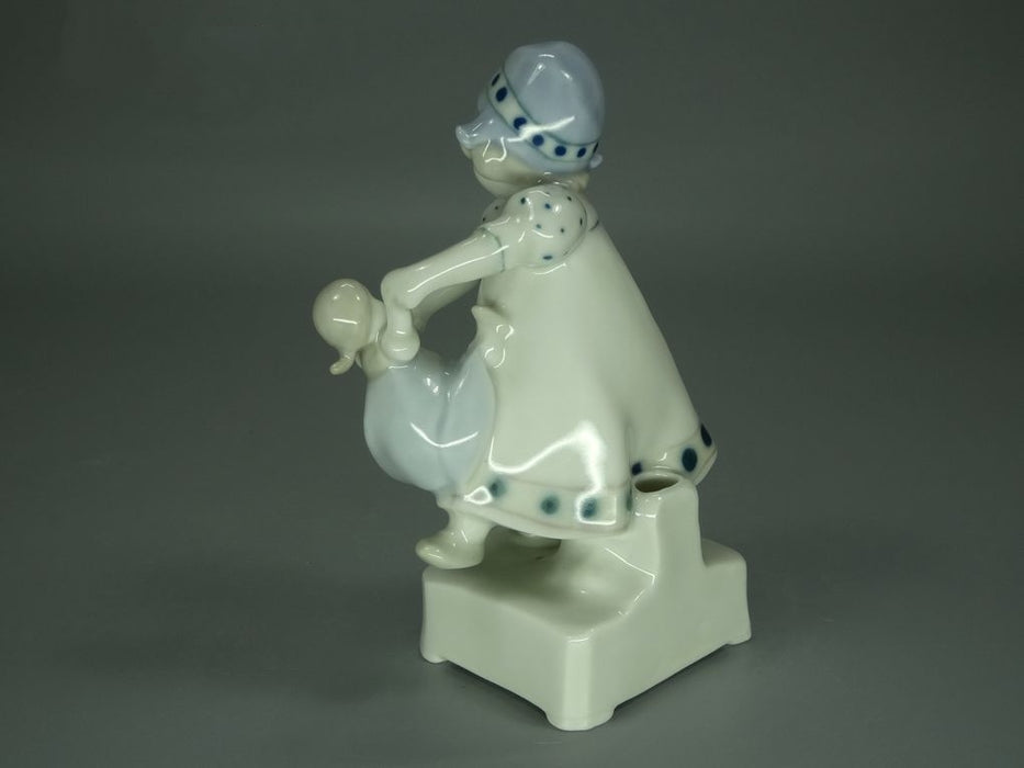 Antique Girl & Doll Porcelain Figurine Original Wilhelms Feld Germany 20th Art Sculpture Dec #Rr9