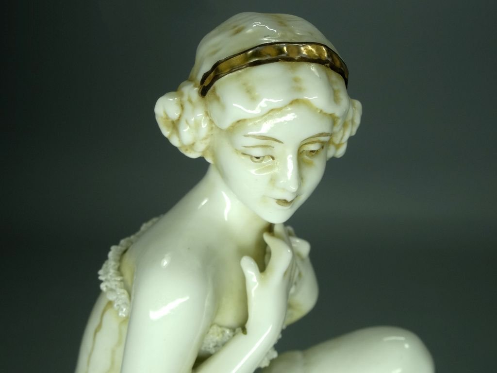 Antique Girl With Flowers Porcelain Figurine Original Muller&Co Germany 20th Art Statue Dec #Rr104