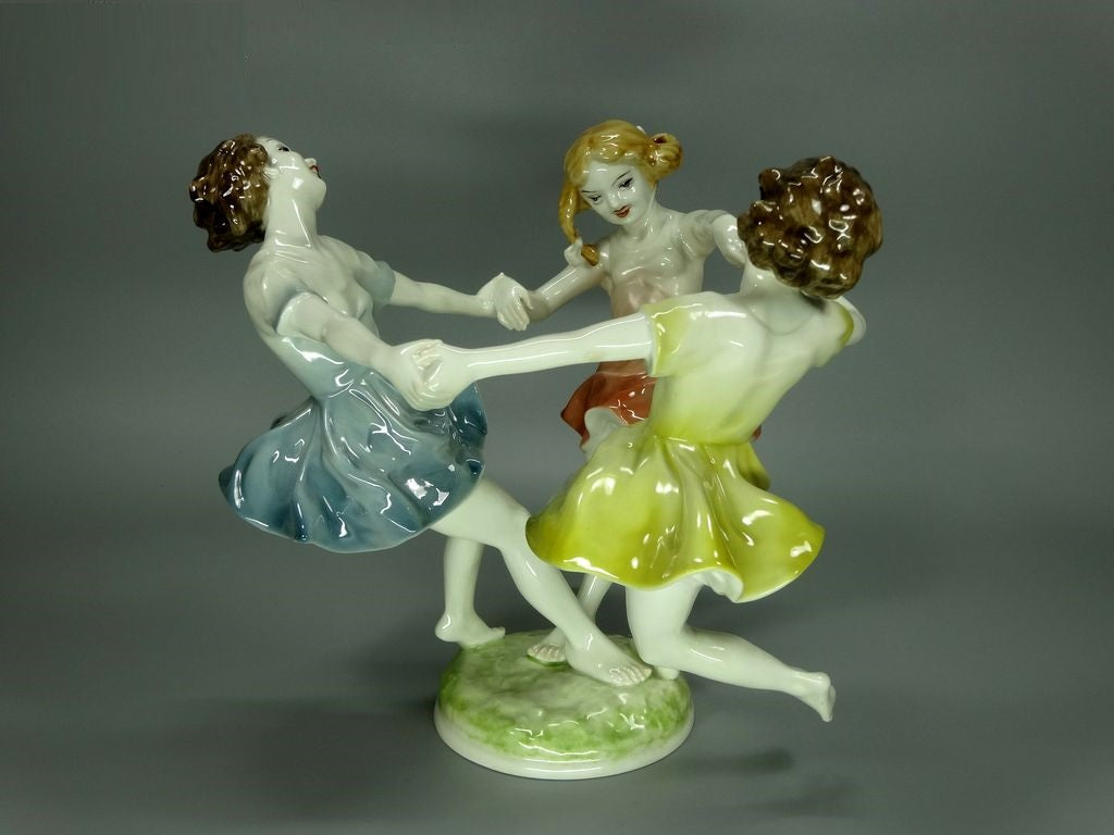 Vintage Round Dance Porcelain Figurine Original Hutschenreuther Sculpture Decor #Ru346