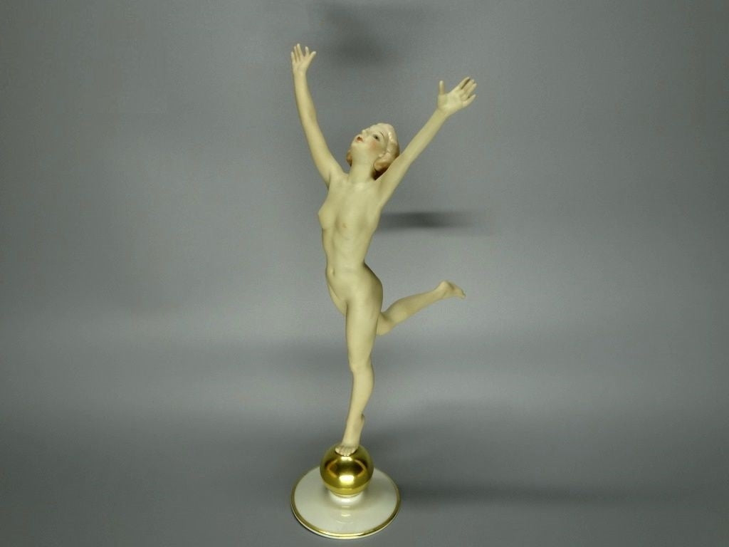 Vintage Nude Girl & Ball Original Hutschenreuther Porcelain Figurine Art Statue #Ru504