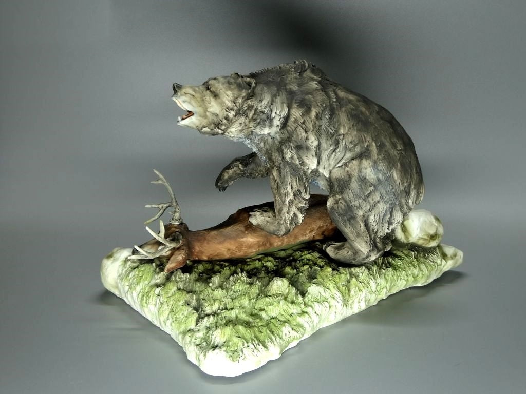 Vintage Encroachment Overcome Bear Hunt Deer Porcelain Figure Kaiser Art Decor #Ru27