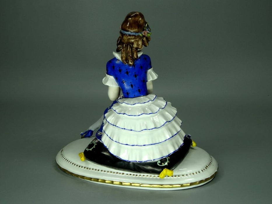 Antique Tenderness Girl Porcelain Figurine Original Muller&Co Art Sculpture Decor #Ru757