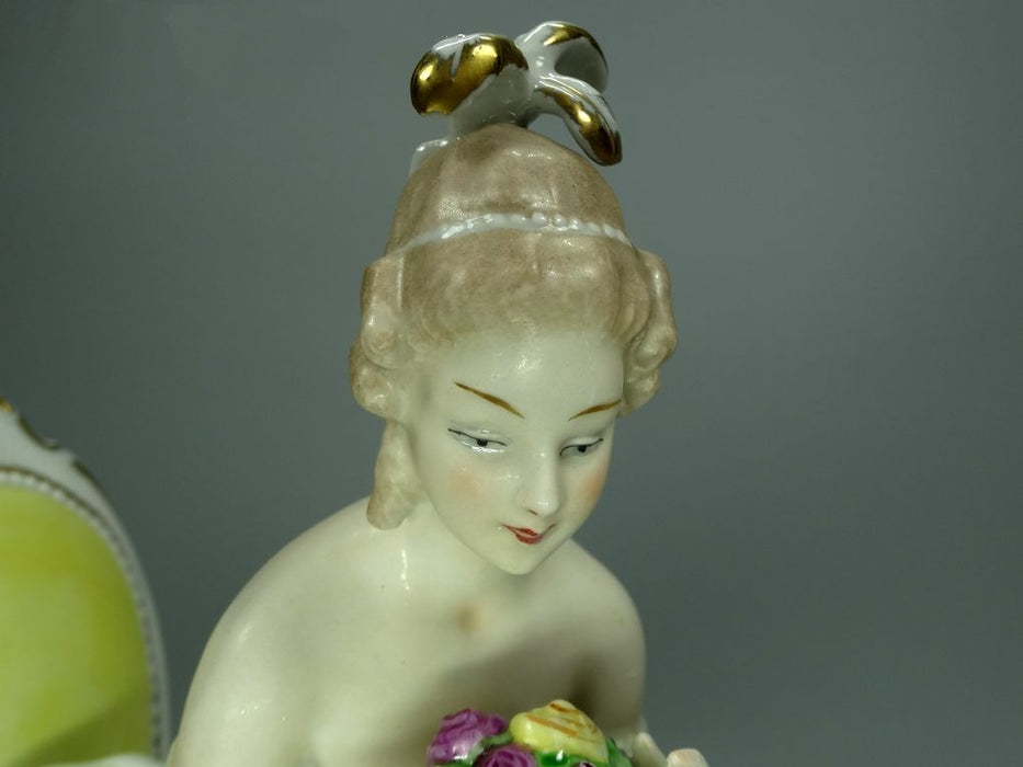 Vintage Sitting Lady & Cat Porcelain Figurine Original Wallendorf Art Sculpture #Ru696