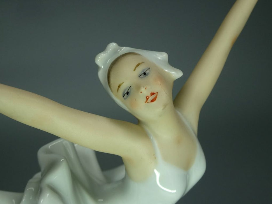 Vintage Ballerina Girl Porcelain Figurine Original Wallendorf Art Sculpture Decor #Ru711