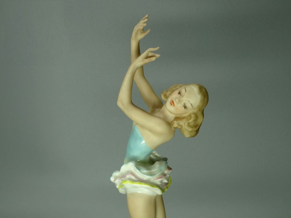 Ballerina Girl Vintage Porcelain Figurine Hutschenreuther Original Art Sculpture #Ru181